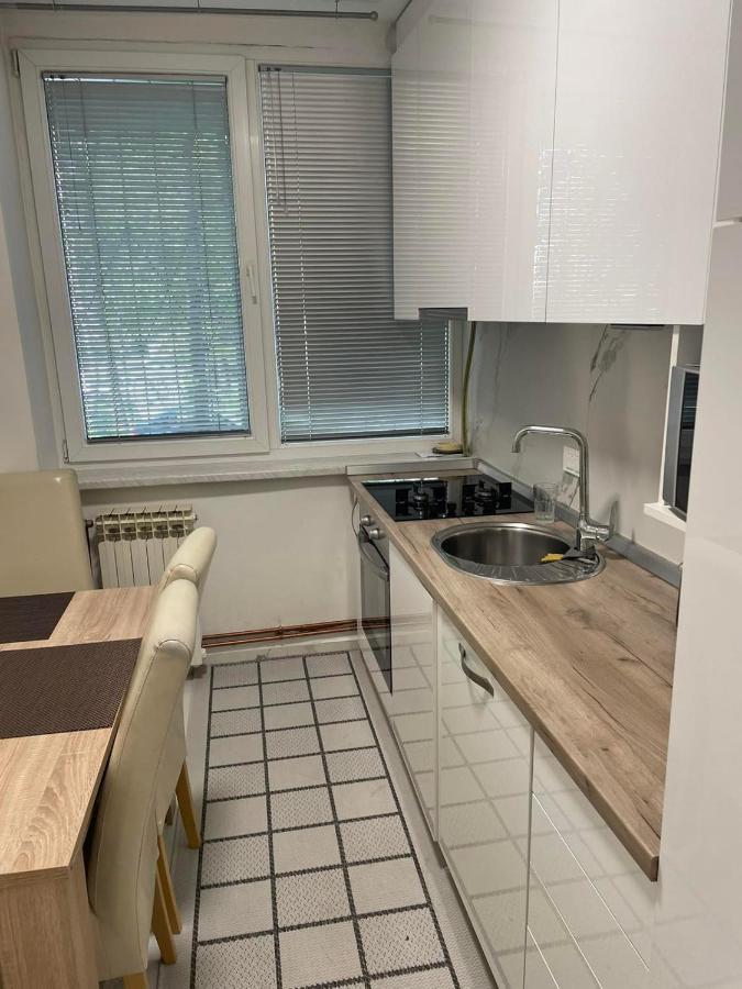 Grbavica Apartment Sarajevo Buitenkant foto